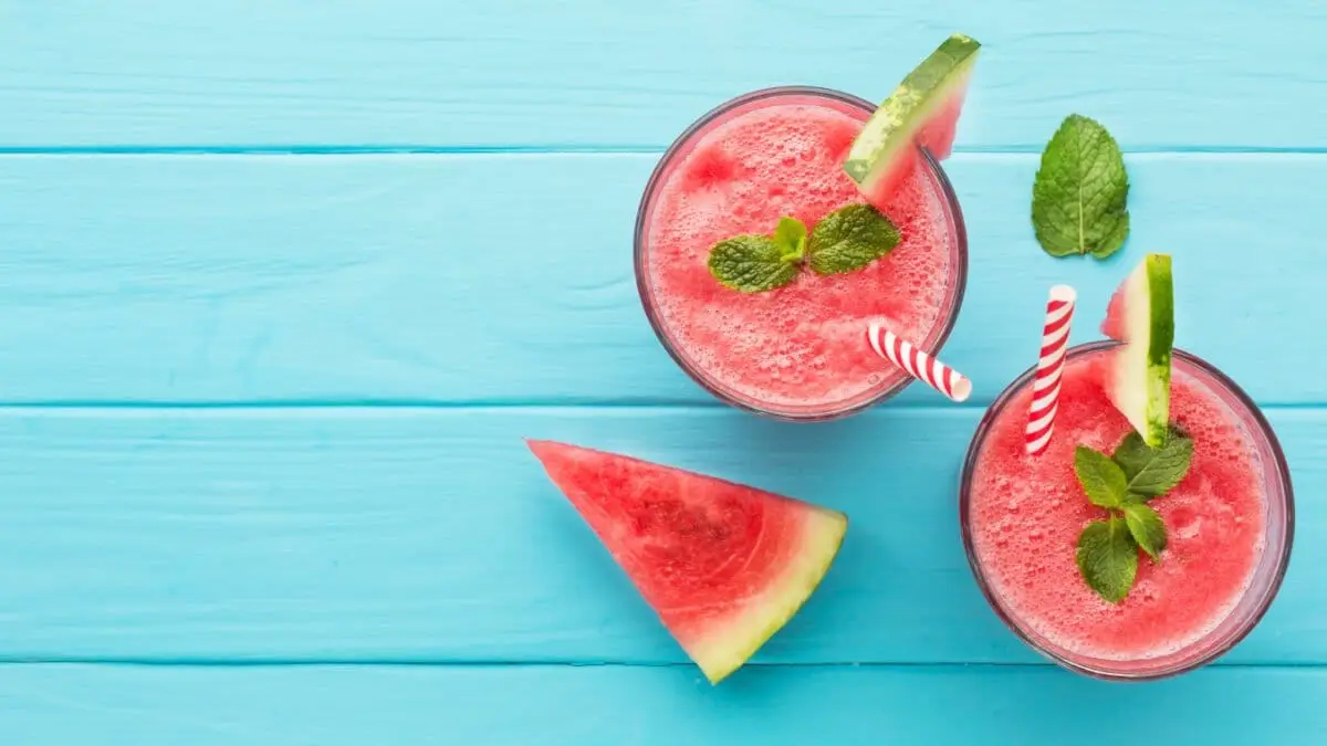 Fruktdrink på melon